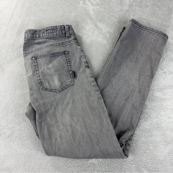 Patagonia Men's Size 35x32 Grey Straight Leg Jeans Iron Clad Denim 100% Organic - Picture 1 of 12